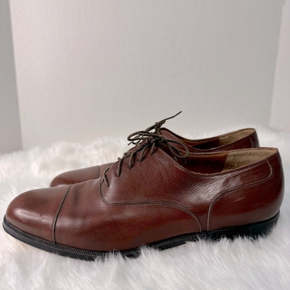 Salvatore Ferragamo Cap Toe Italy Men Size 9.5D Oxfords Lace Up Dress Shoes
